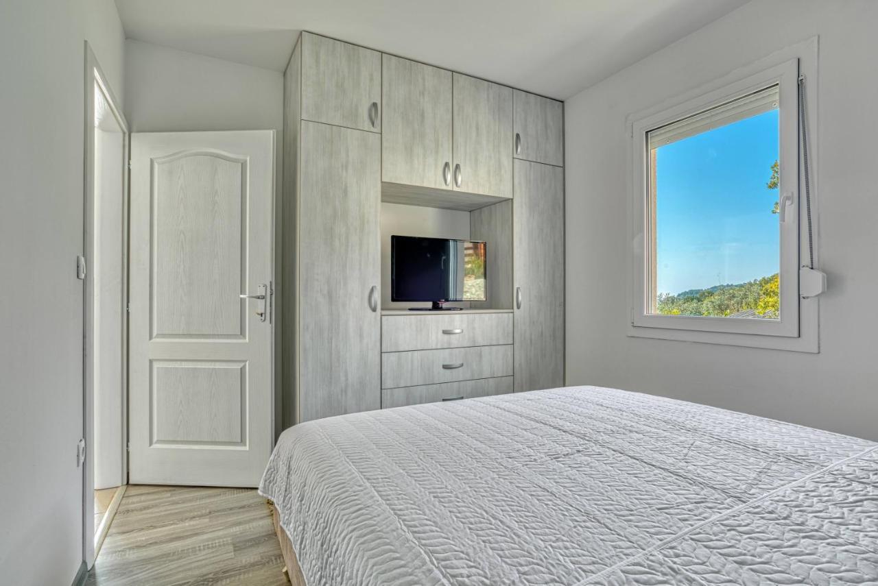 Two Bedroom House With Sea View Maj Buljarica Kültér fotó