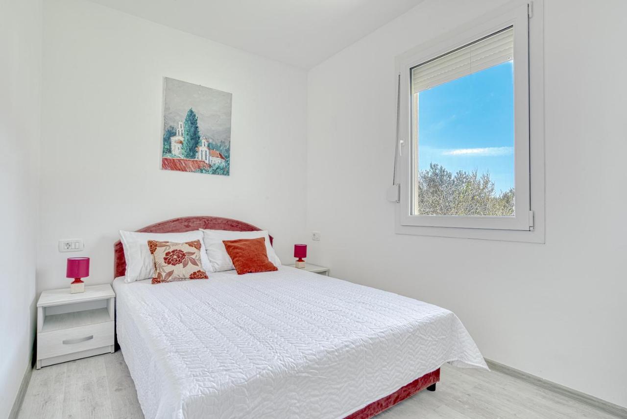 Two Bedroom House With Sea View Maj Buljarica Kültér fotó